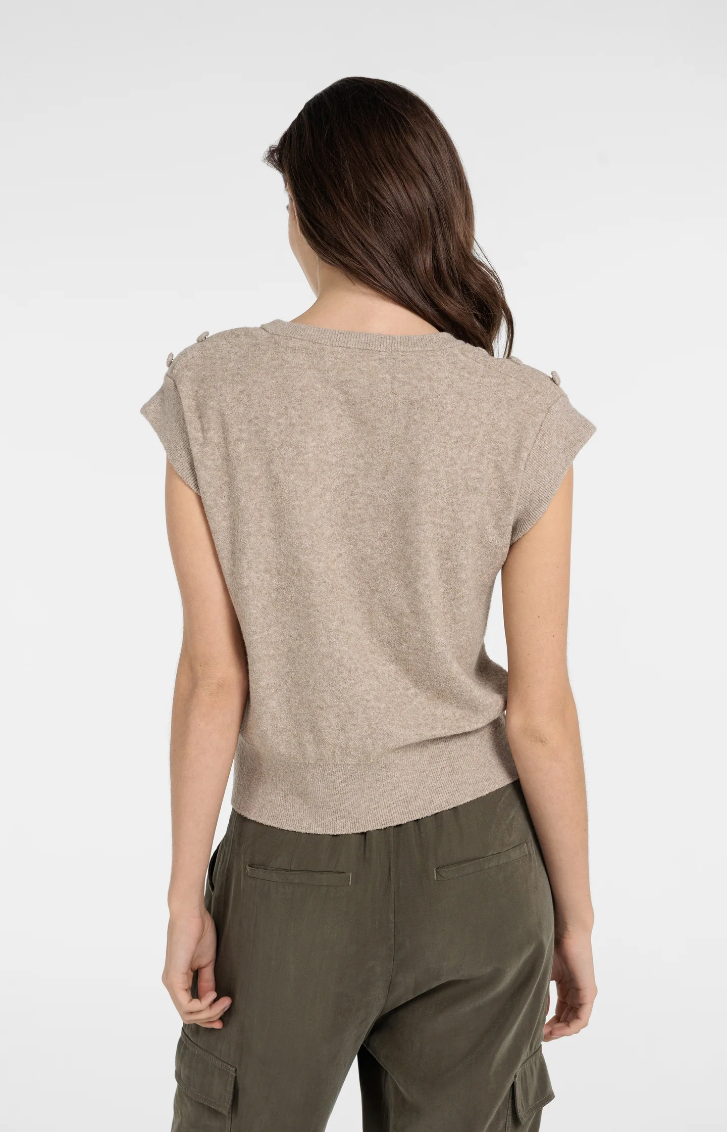 Sleeveless sweater with shoulder button details - Image 5