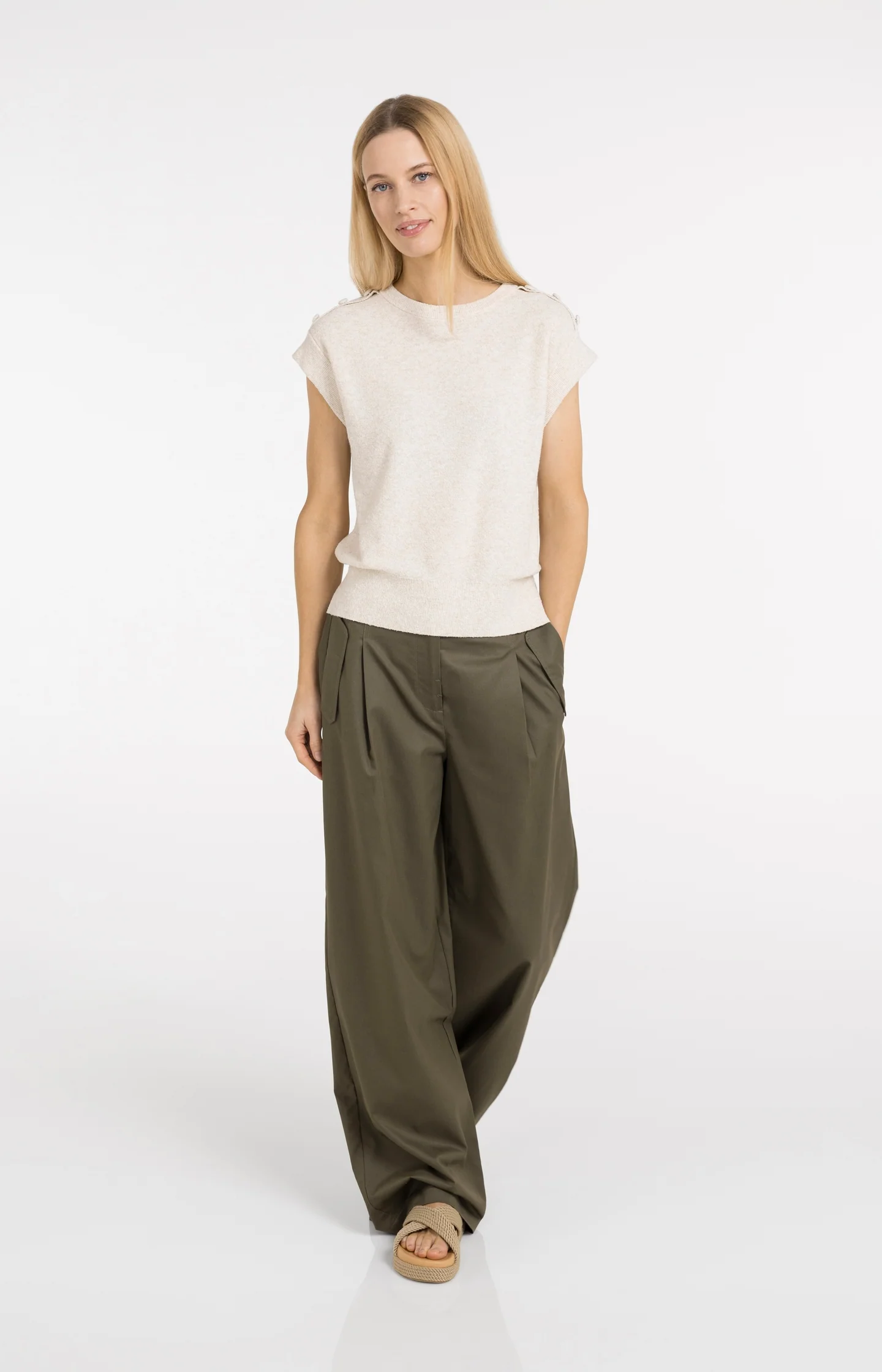 Sleeveless sweater with shoulder button details - Image 6