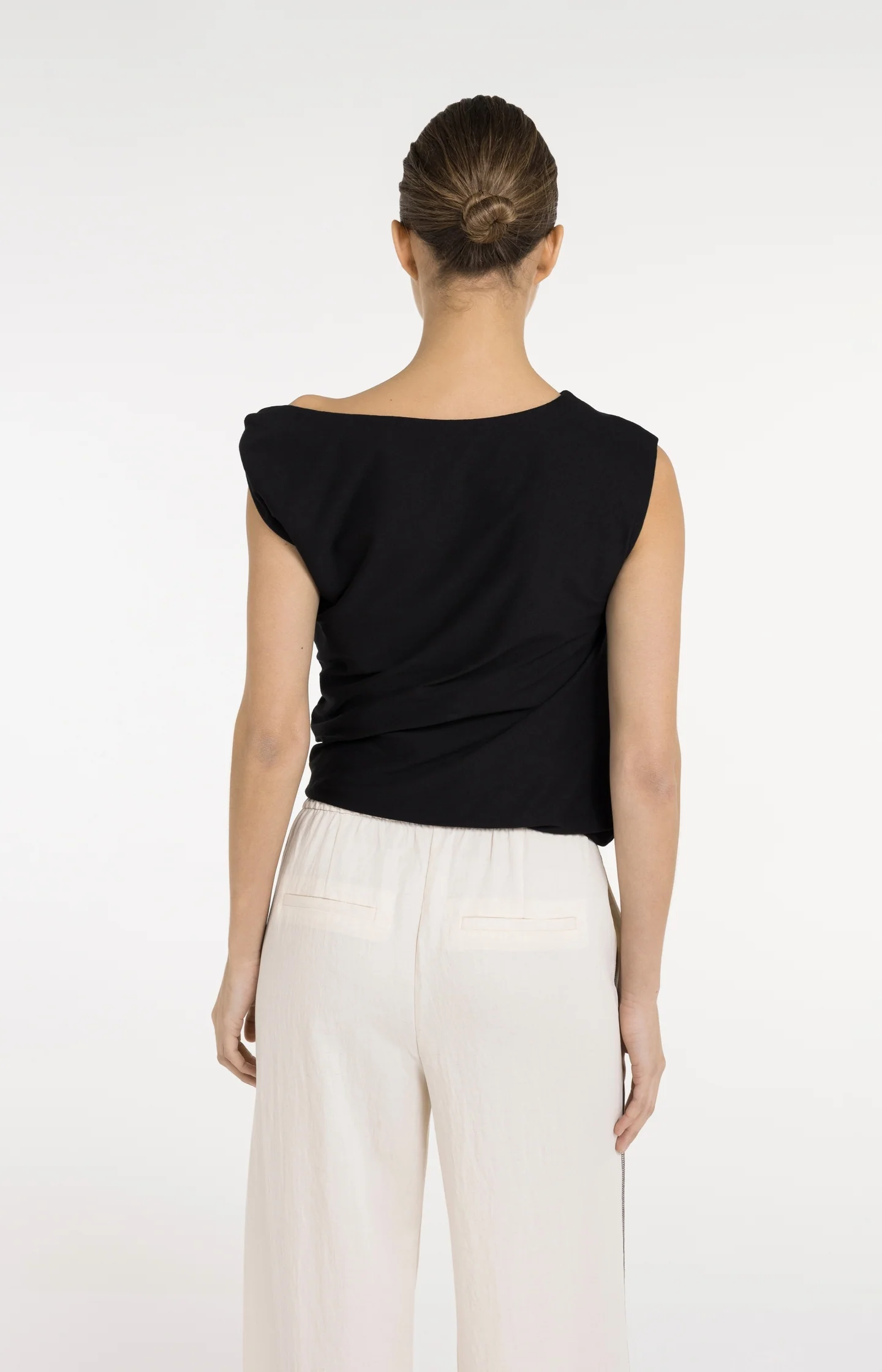 Sleeveless top with twisted shoulder detail - Image 4
