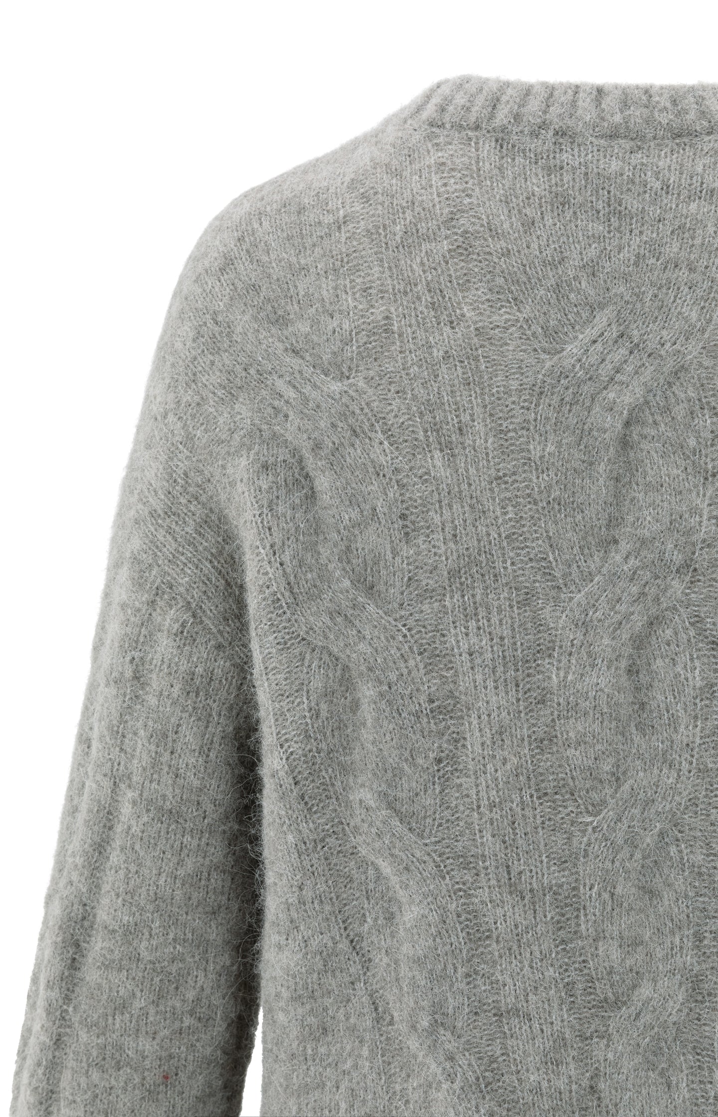 Soft cable knit sweater with round neck and long sleeves - Image 10