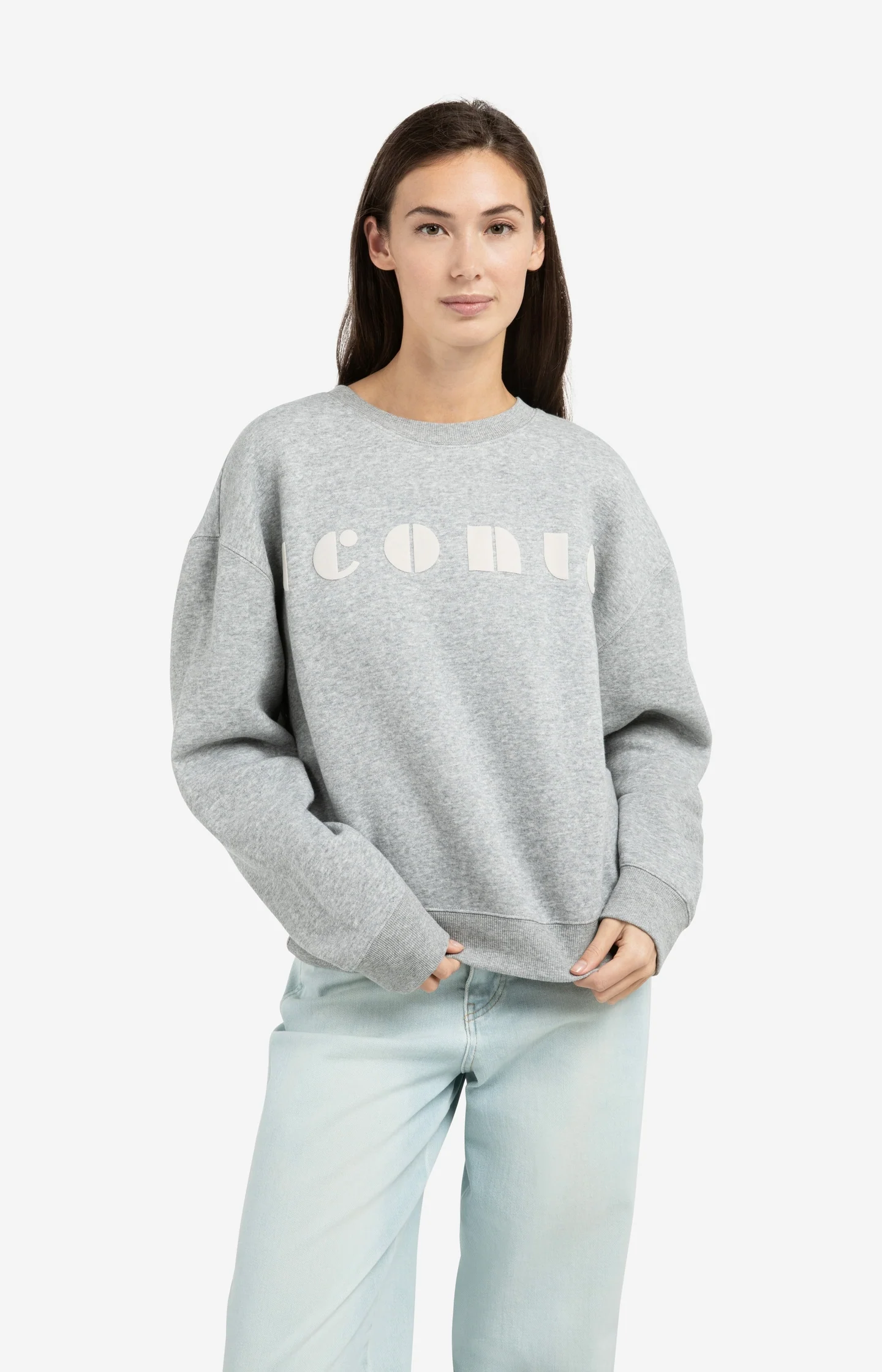 Soft sweater with chest artwork 'iconic' - Image 4