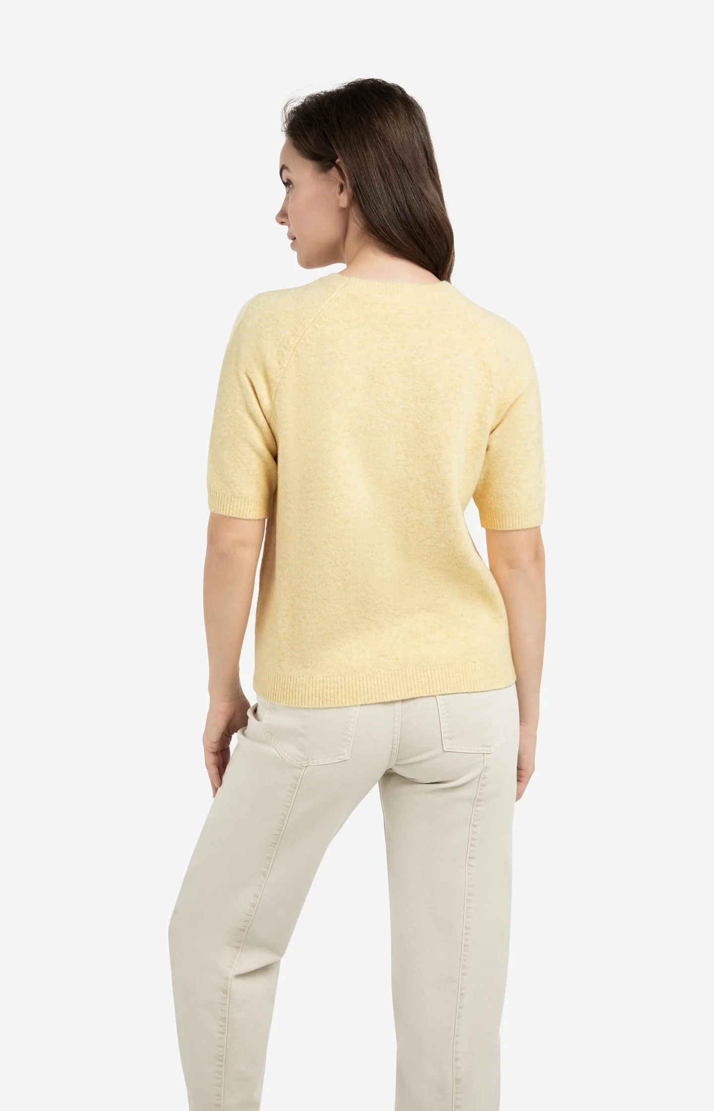 Soft sweater with short sleeves and round neckline - Image 4