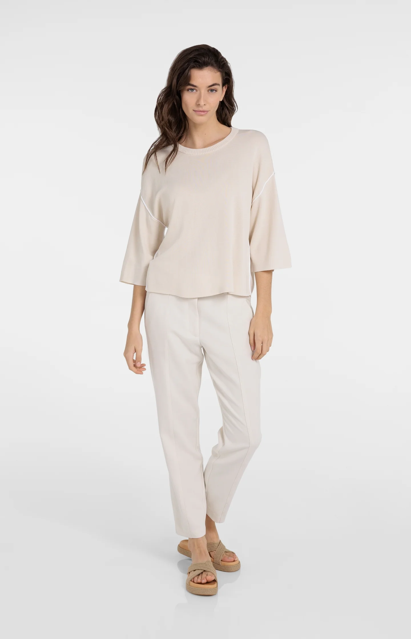 Sweater with 3/4 sleeves and contrasting seams - Image 6