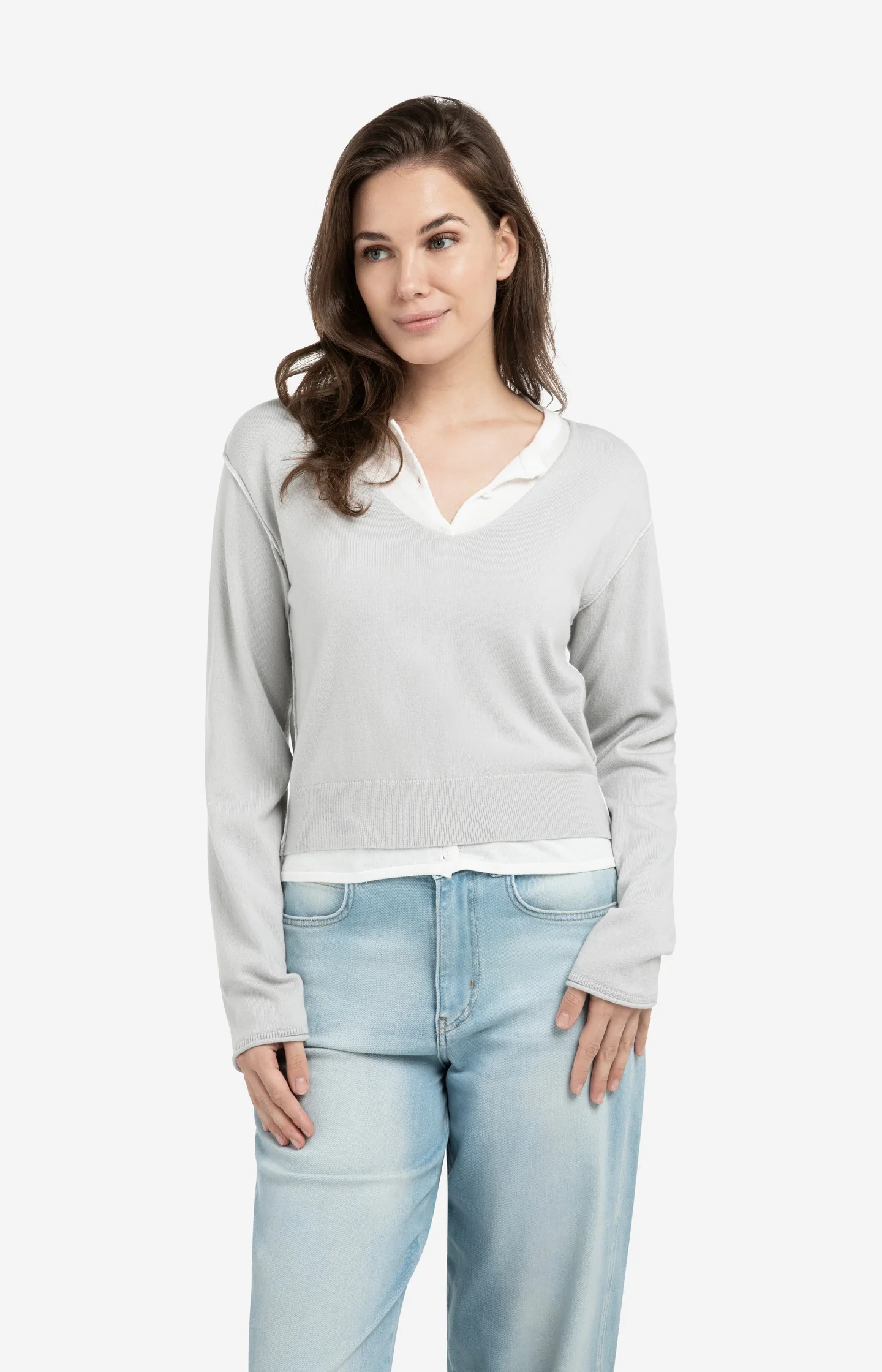 Sweater with layered look and contrast neckline - Image 3