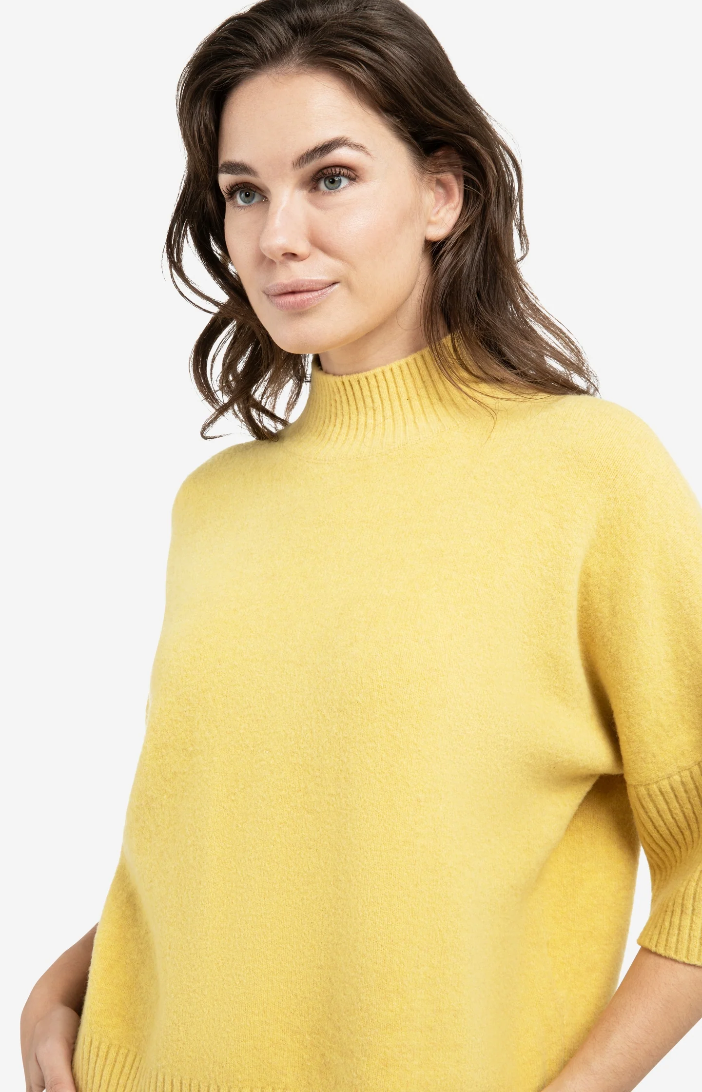 Sweater with ribbed three-quarter sleeves and mock neck - Image 4
