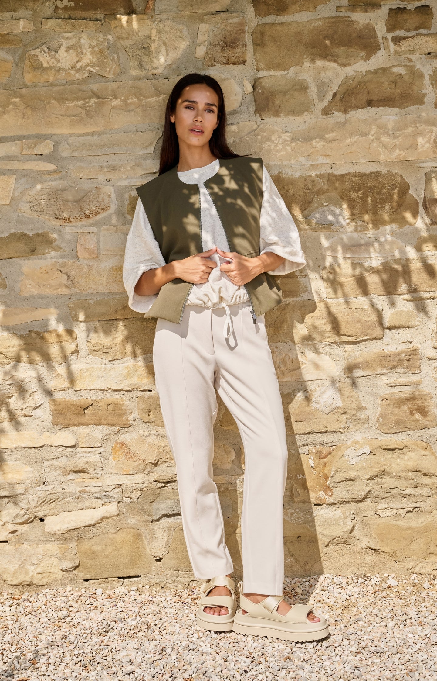 Sweatshirt with rolled cuffs and drawcord - Image 5