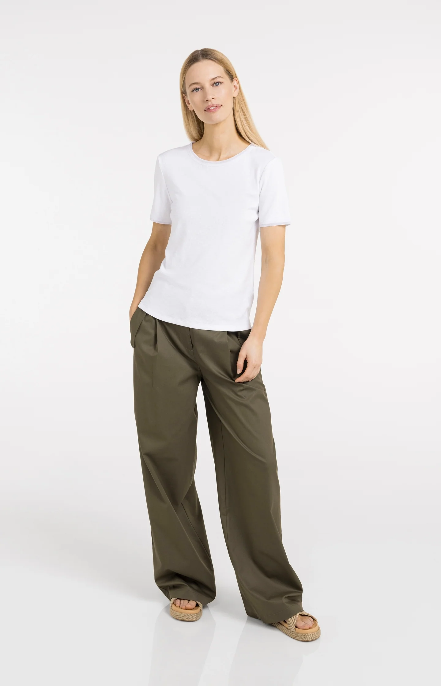 T-shirt with mesh details - Image 6
