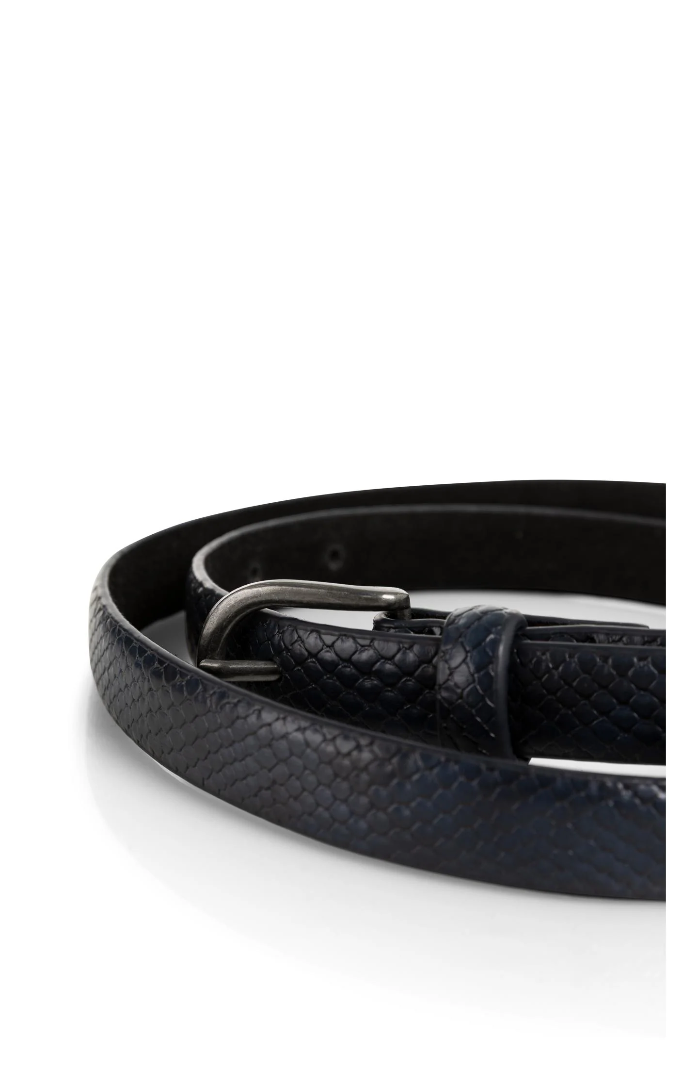 Thin leather belt with snake texture - Image 3