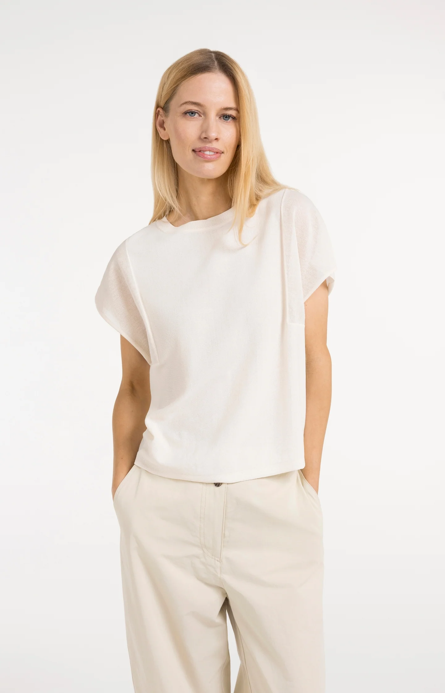 Top with sheer short sleeves and crew neck - Image 3