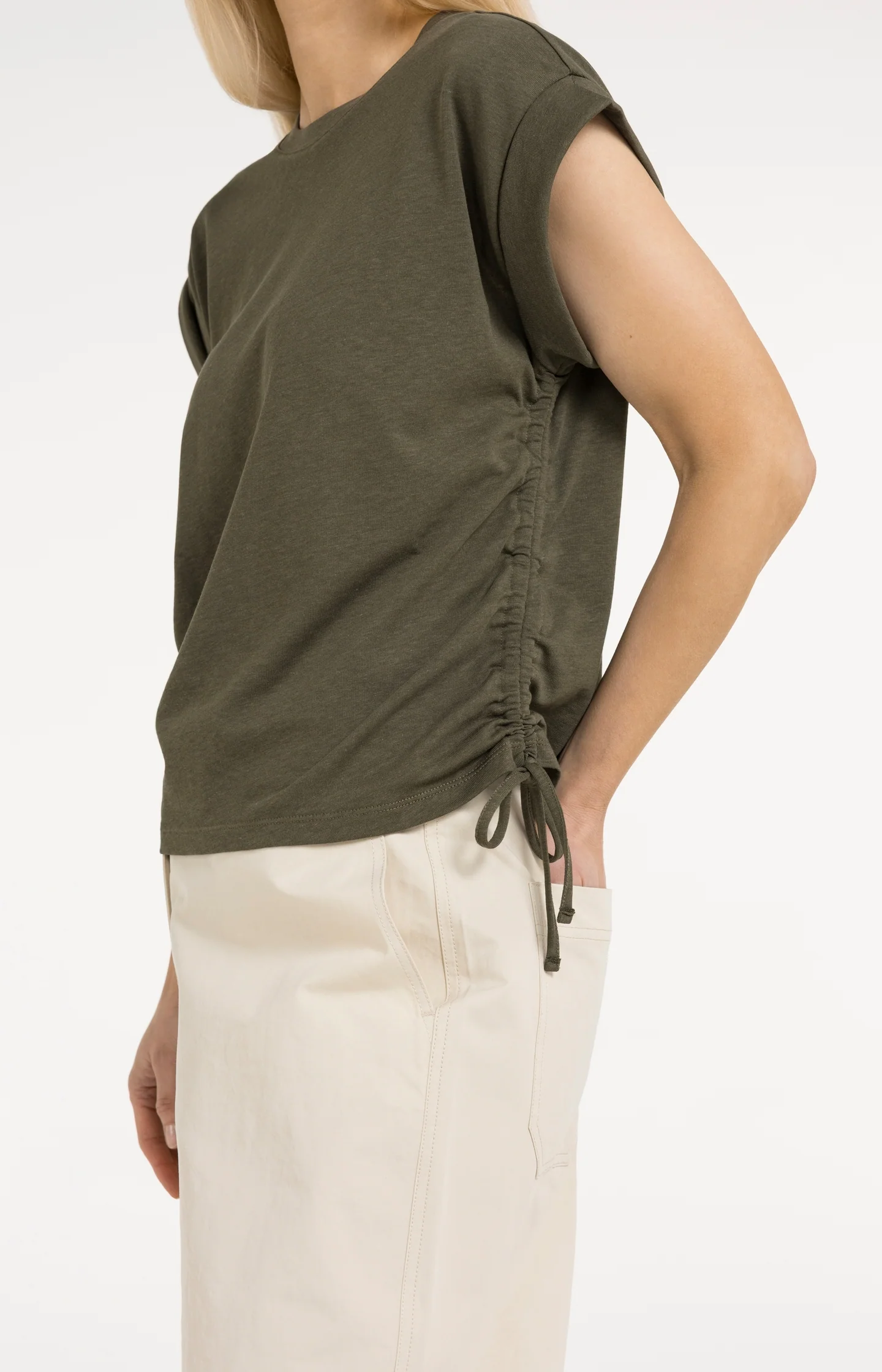 Top with short sleeves and adjustable cords - Image 4