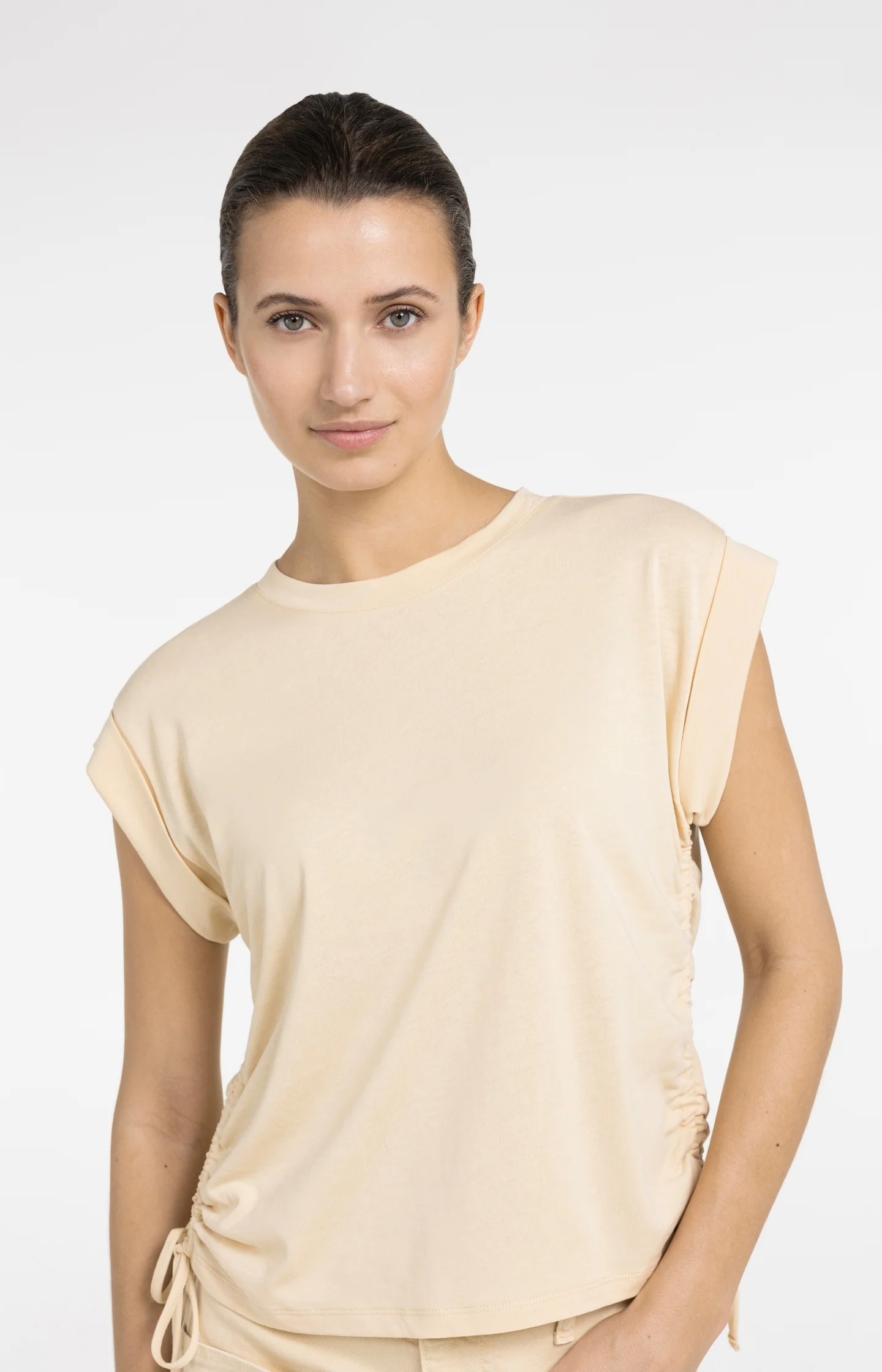 Top with short sleeves and adjustable cords - Image 4