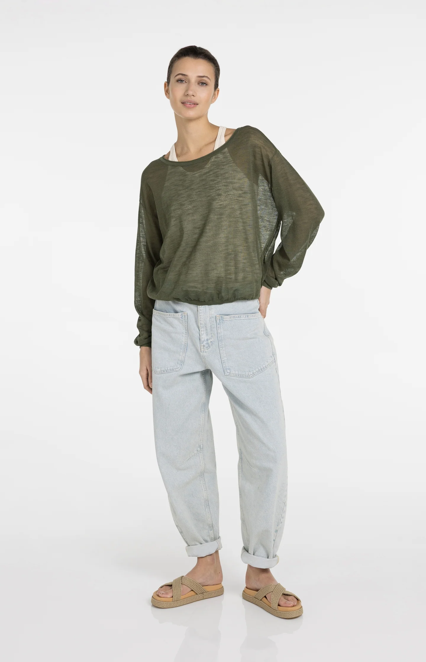 Twinset sweater with matching singlet - Image 6