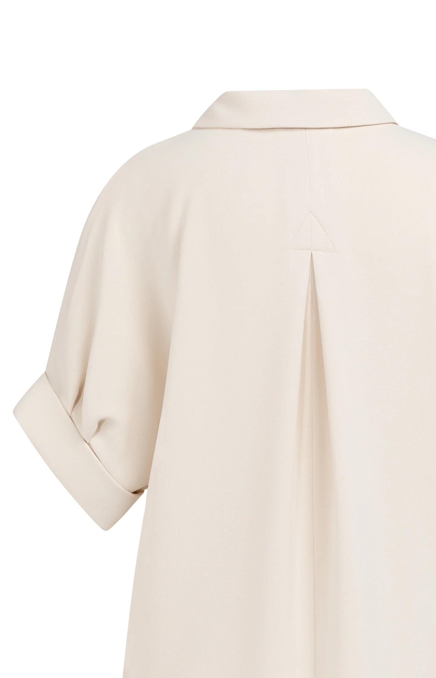 V-neck dress with pleated sleeves and loose fit - Image 9