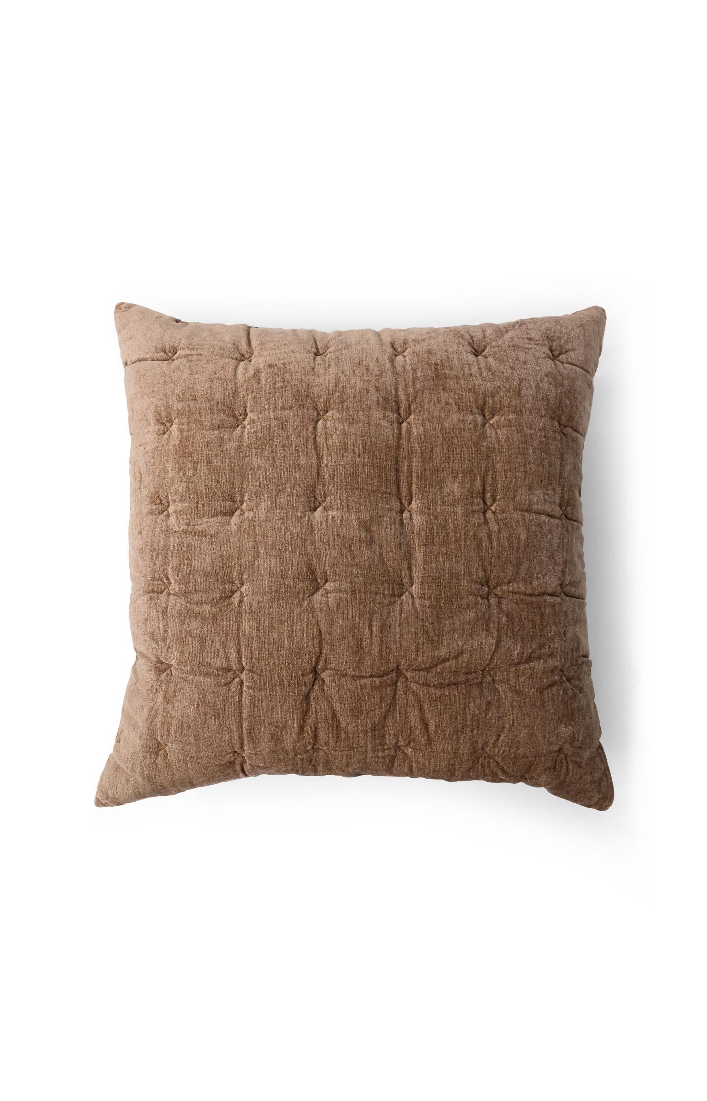 Velvet cushion with quilted details - Image 2