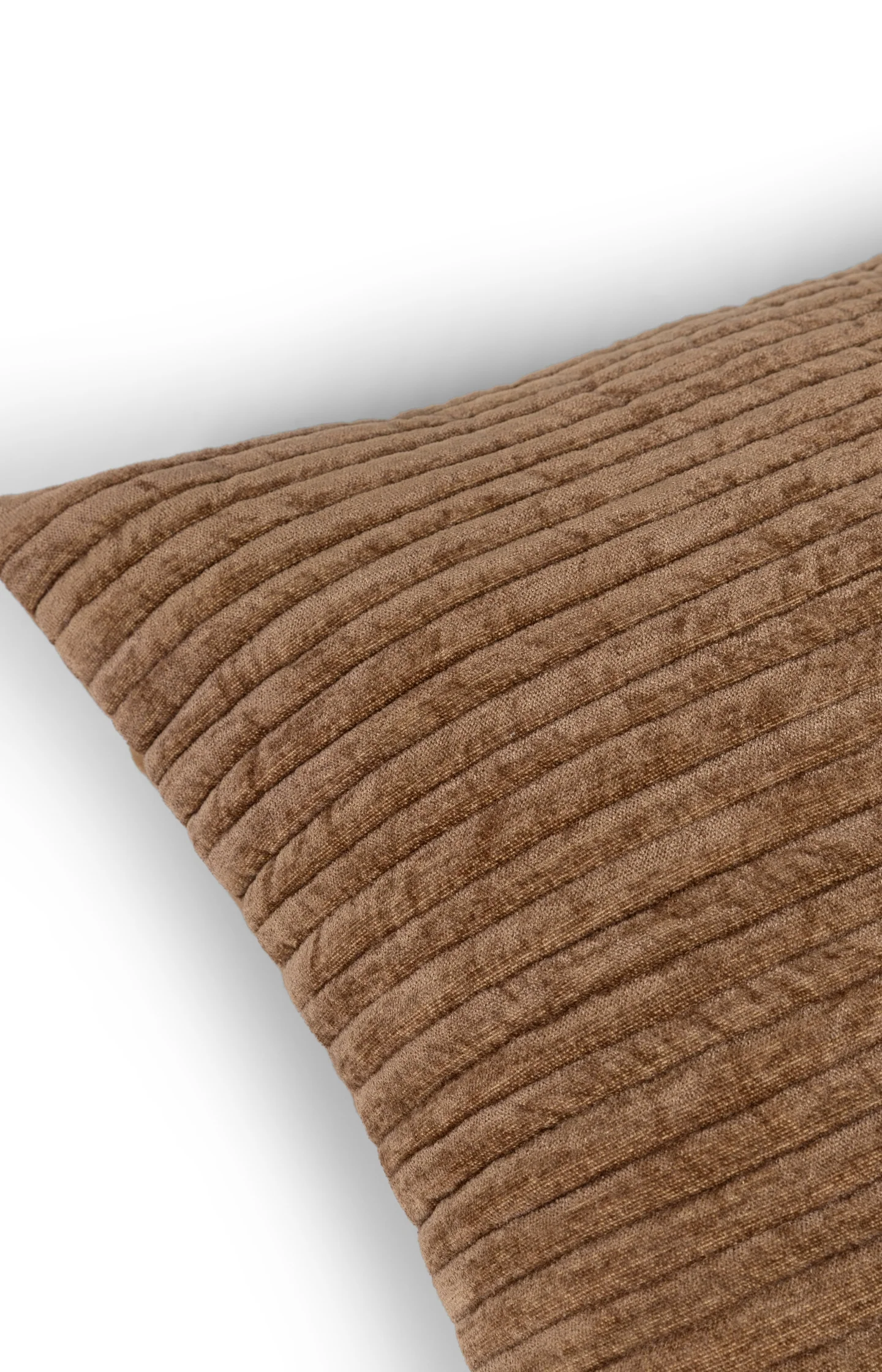 Velvet cushion with ribbed texture - Image 3