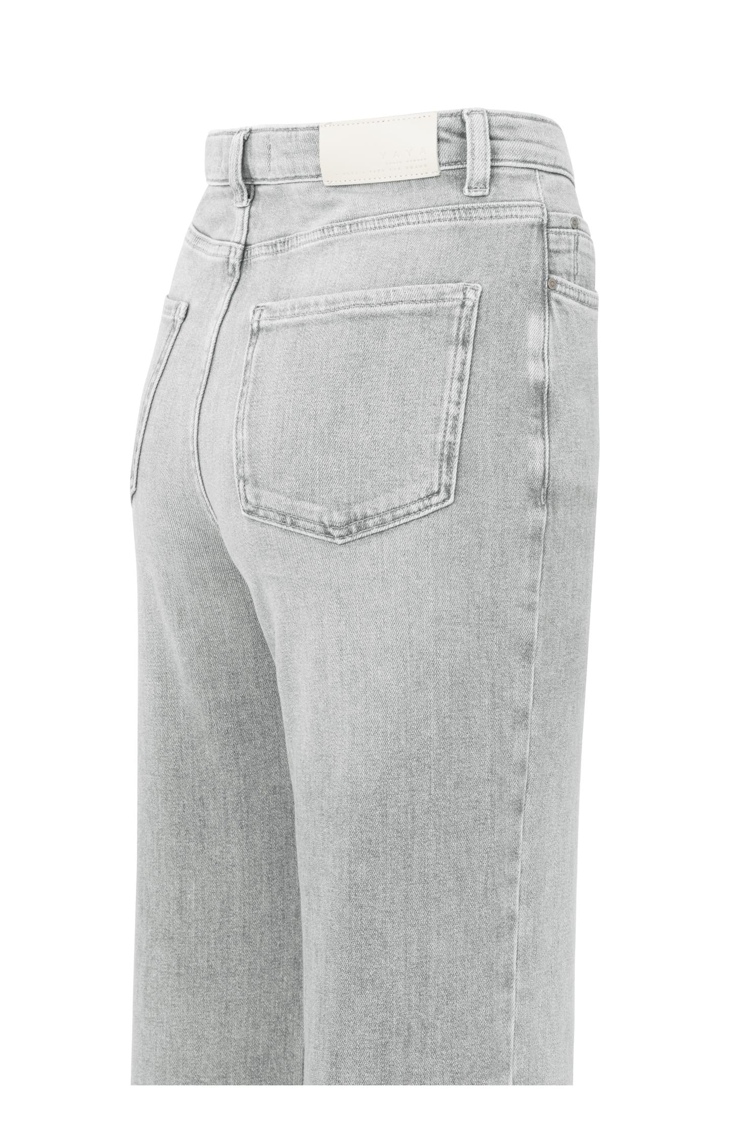 Wide-leg jeans with high waist (L32) - Image 8