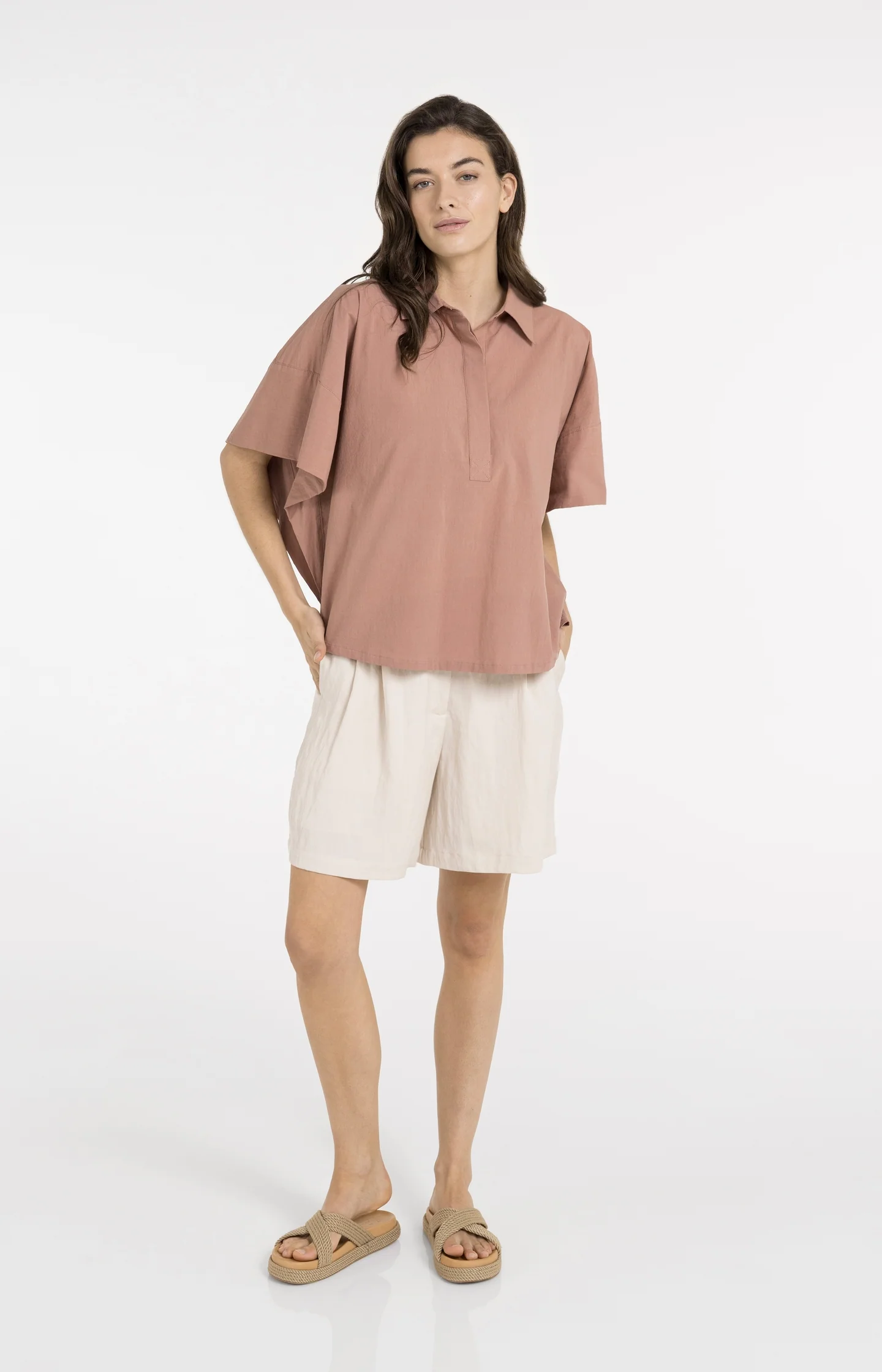 Woven longer length bermuda shorts - Image 7