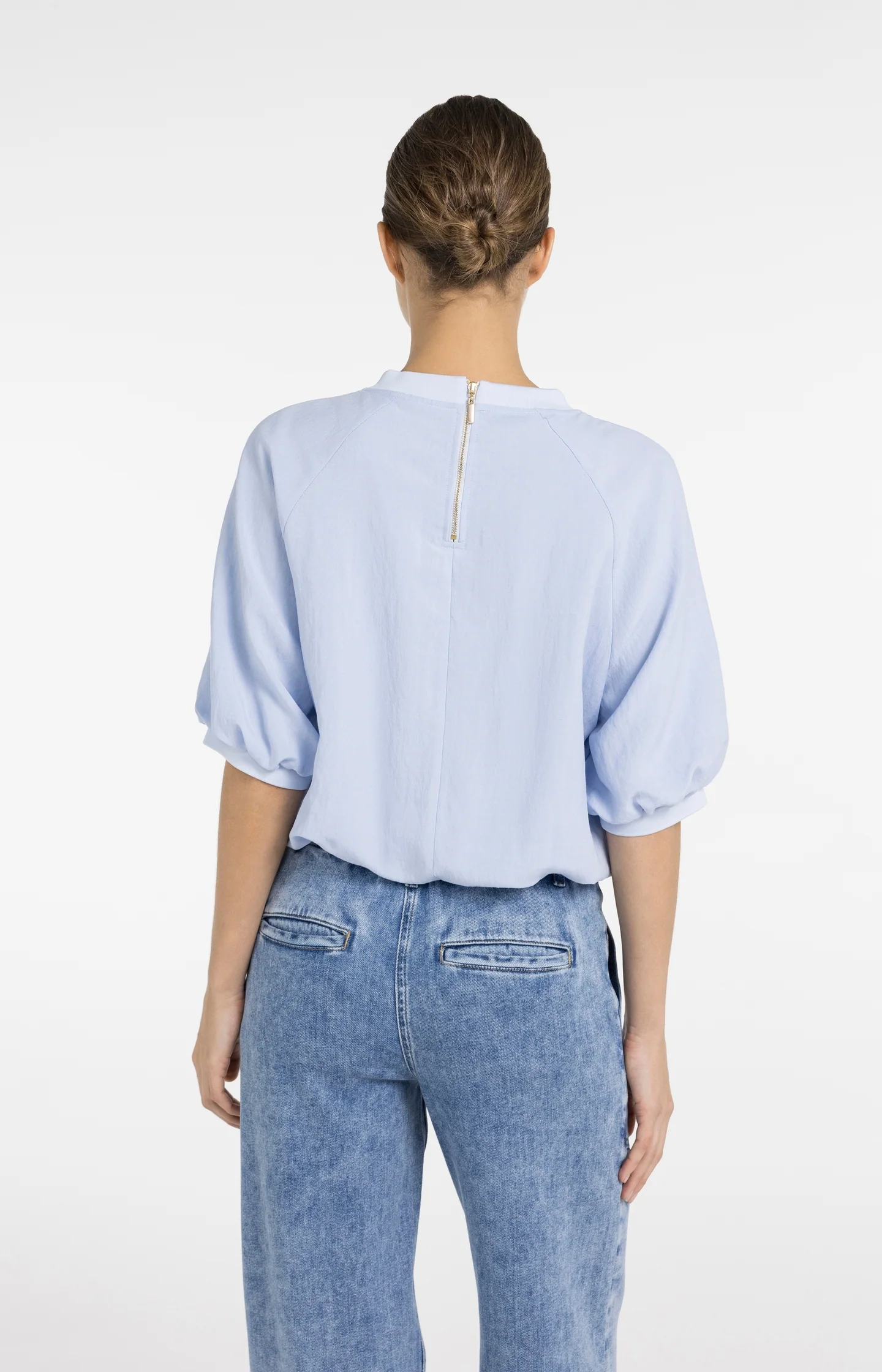 Woven T-shirt with balloon sleeves and zip - Image 3