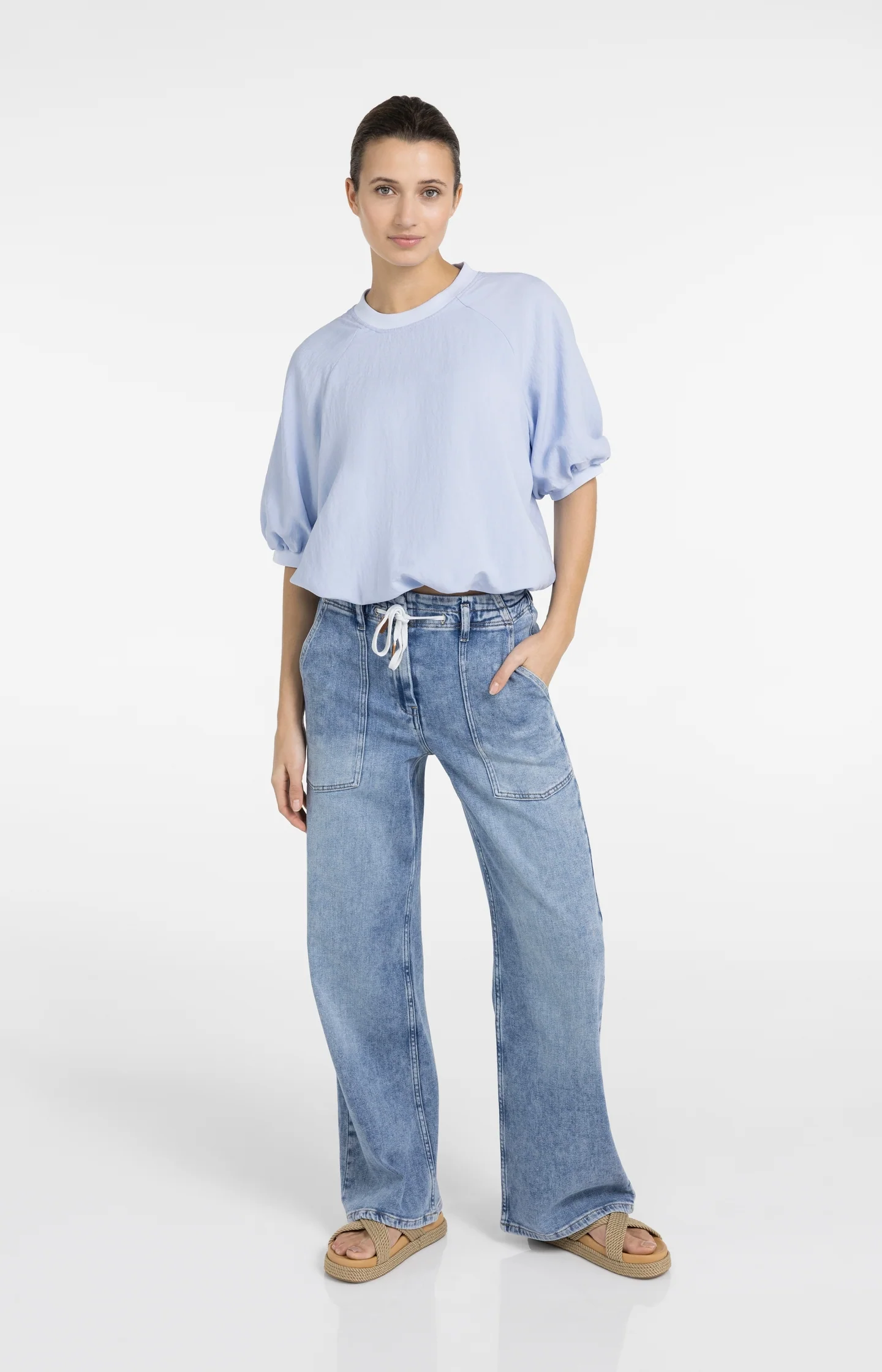 Woven T-shirt with balloon sleeves and zip - Image 5