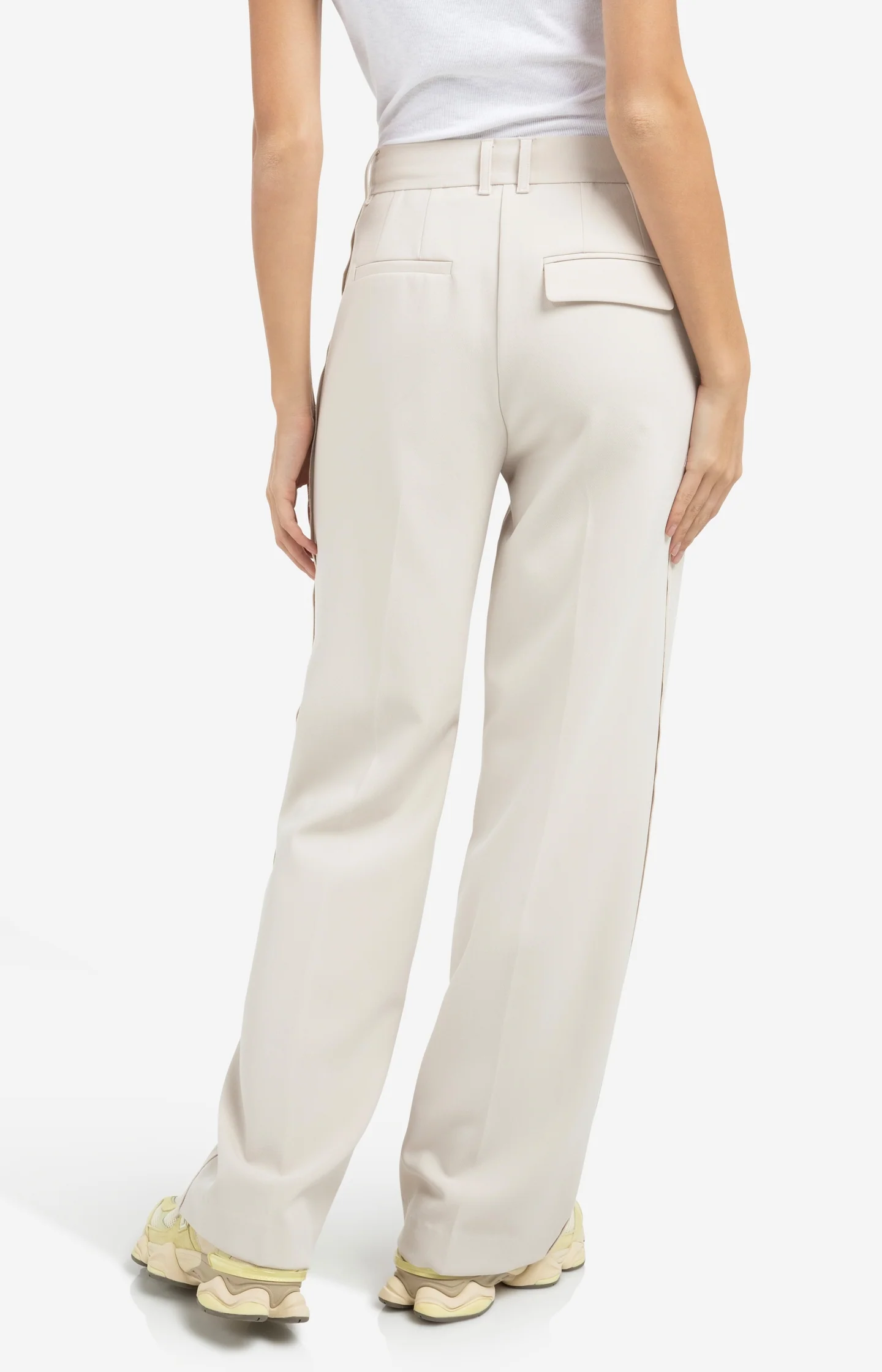 Woven trousers with wide legs and stitched details - Beige - Image 5